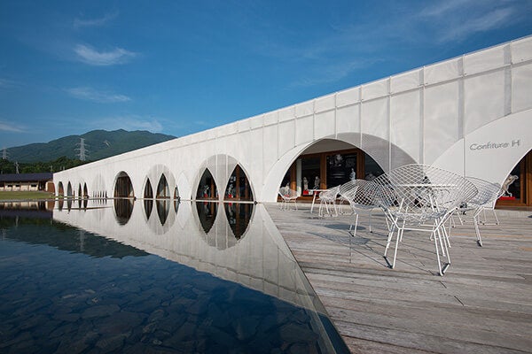 <三重>圧巻のしだれ梅「鈴鹿の森庭園」ライトアップ&「アクアイグニス」でお買物【明石・西神中央発】3